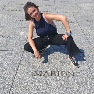 Meet your Posher, Marion